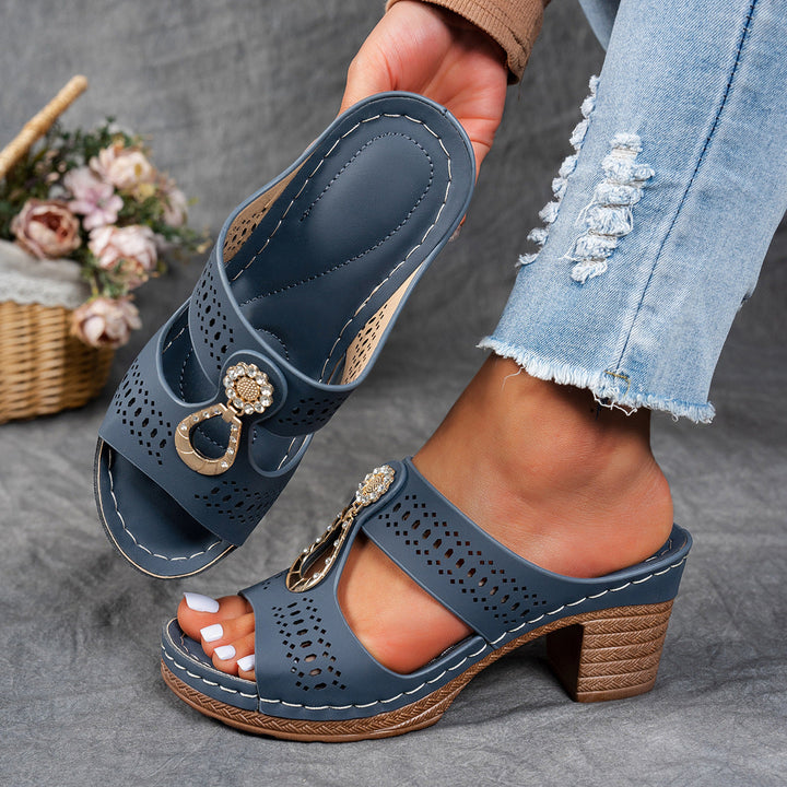 FALUVA Rylee Orthopedic Comfort Sandal